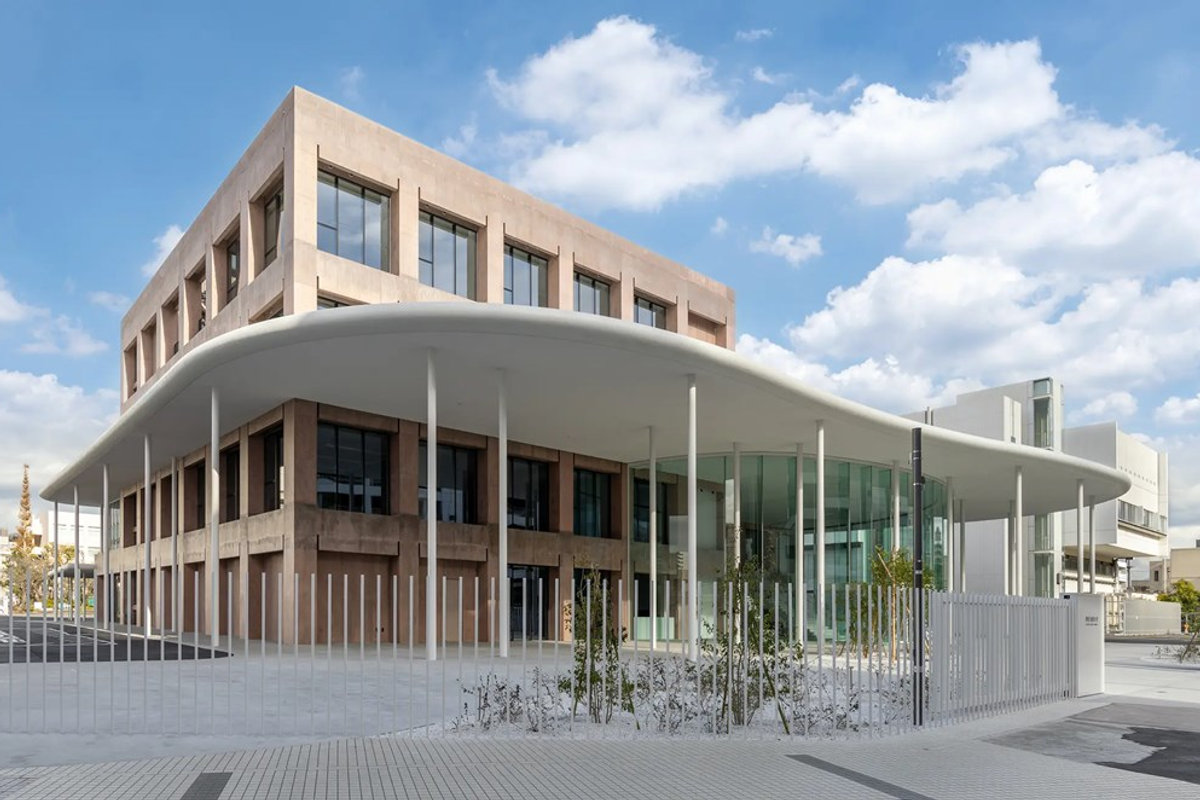 神奈川歯科大学-新本部棟